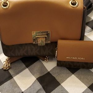 Michael Kors Cross-Body Clutch w/ wallet set
